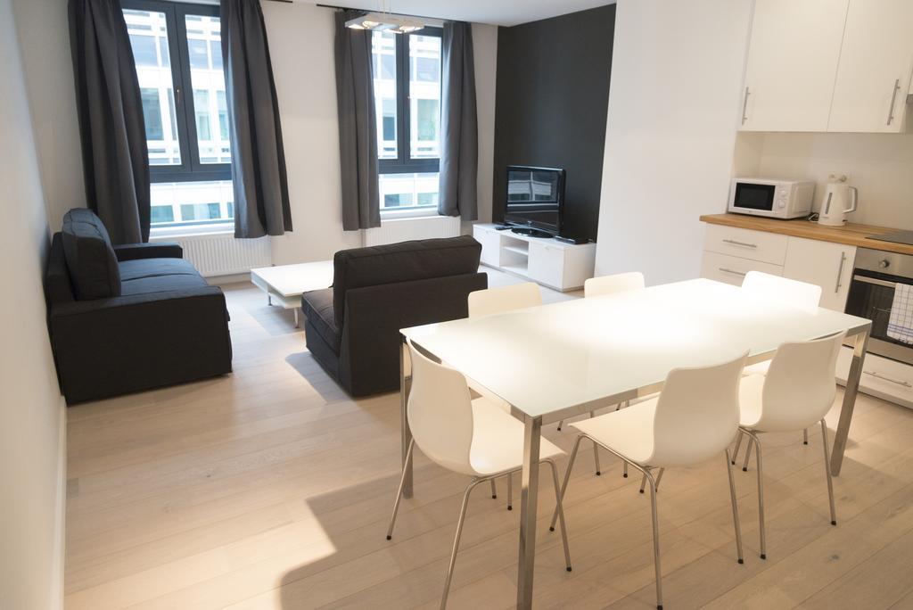 Grand Place Apartments Sablon Bruselas Habitación foto