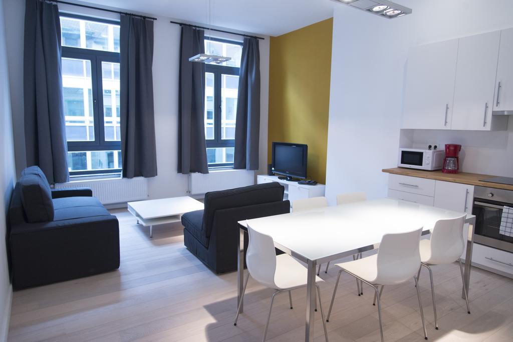 Grand Place Apartments Sablon Bruselas Habitación foto